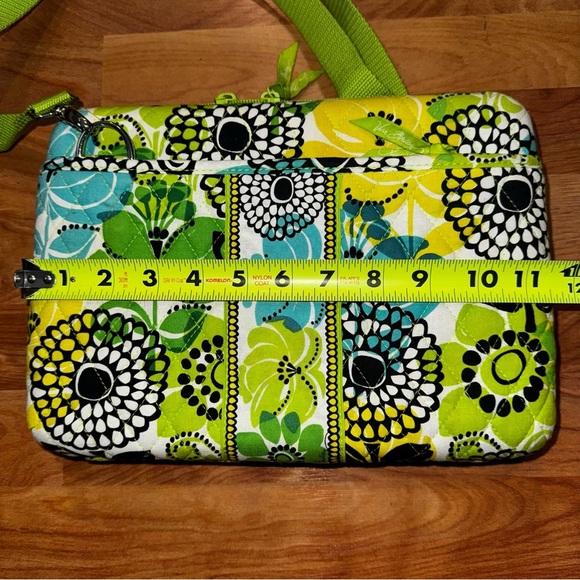 Vera Bradley Retired "Limes Up" Mini Laptop/iPad Hard Case Used Nice Condition - Picture 15 of 16